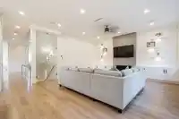 19805 32 AVENUE - thumbnail 11