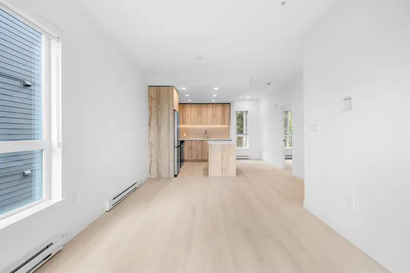 408 3596 MALSUM DRIVE - photo 3 of 40