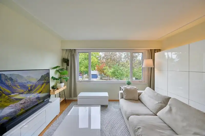 102 DURHAM STREET - photo 3 of 27