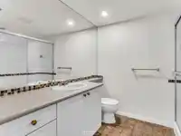 111 5800 ANDREWS ROAD - thumbnail 20