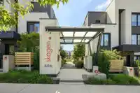 202 606 FOSTER AVENUE - thumbnail 1