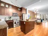 123 250 SALTER STREET - thumbnail 1