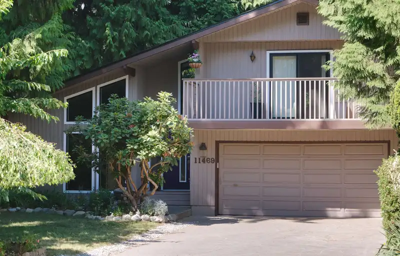11469 LYON ROAD - photo 1 of 40