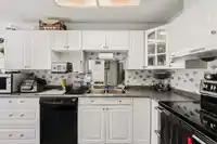 13345 70B AVENUE - thumbnail 10
