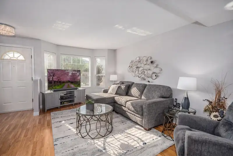 17 11588 232 STREET - photo 3 of 30
