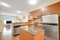 4 20460 66 AVENUE - thumbnail 1