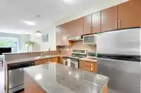 4 20460 66 AVENUE - thumbnail 11