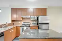 4 20460 66 AVENUE - thumbnail 10