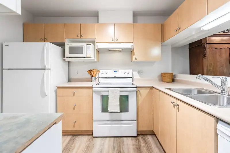 131 27358 32 AVENUE - photo 2 of 35