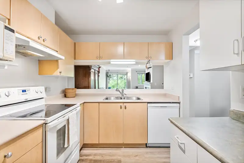 131 27358 32 AVENUE - photo 3 of 35