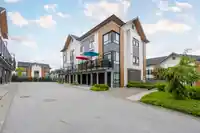 123 15111 EDMUND DRIVE - thumbnail 2