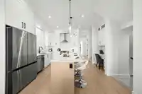 16722 16 AVENUE - thumbnail 4