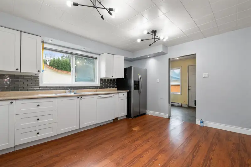 8825 EDWARD STREET - photo 4 of 39
