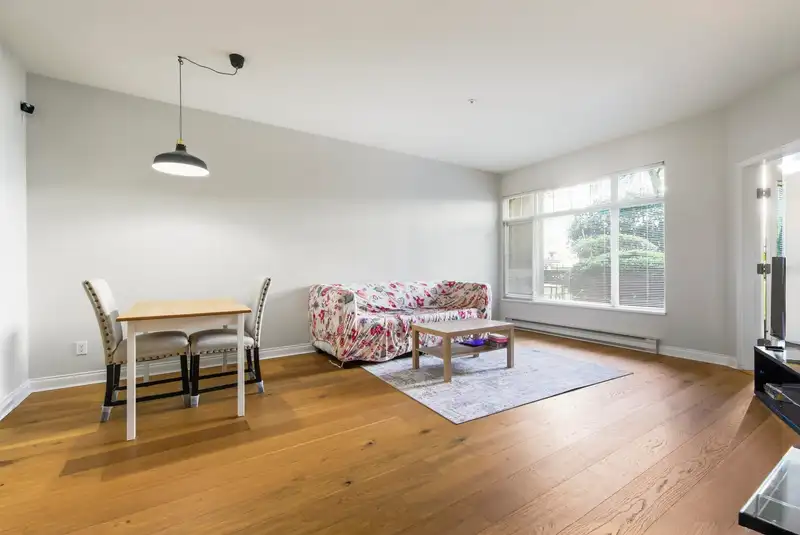 105 5735 HAMPTON PLACE - photo 4 of 21
