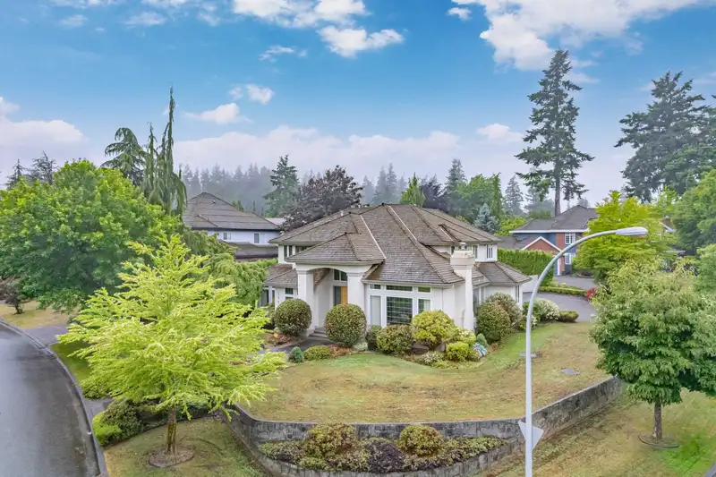 2333 133A STREET - photo 2 of 26