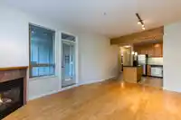 208 560 RAVEN WOODS DRIVE - thumbnail 2