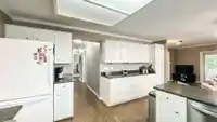 8095 158 STREET - thumbnail 10
