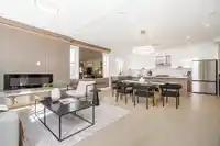101 1625 MANNING AVENUE - thumbnail 2