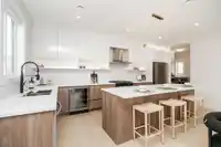 101 1625 MANNING AVENUE - thumbnail 11