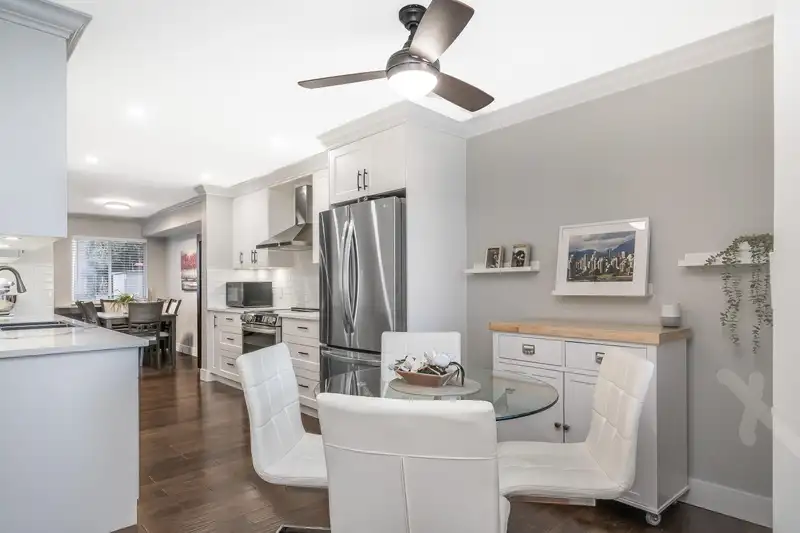 403 21937 48 AVENUE - photo 1 of 40