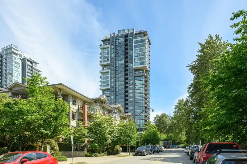 405 301 CAPILANO ROAD - photo 1 of 40
