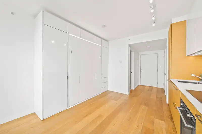 1903 13438 CENTRAL AVENUE - photo 4 of 34