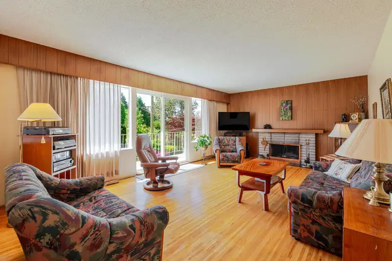 5756 CRANLEY DRIVE - photo 4 of 23