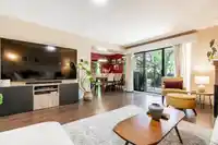11 3350 ROSEMONT DRIVE - thumbnail 1