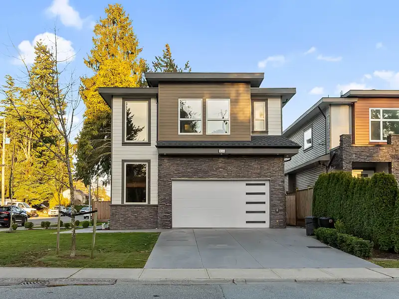8144 116A STREET - photo 3 of 38