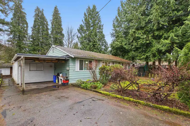 4262 200 STREET - photo 2 of 25