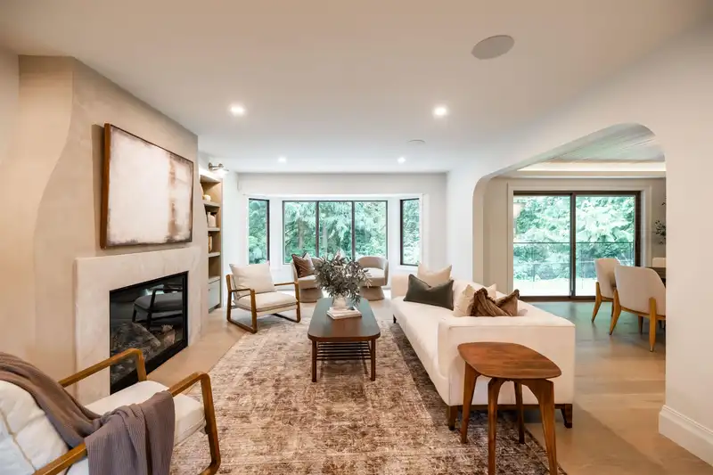 24420 48 AVENUE - photo 4 of 40