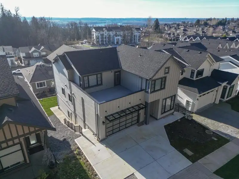 33950 PARR AVENUE - photo 1 of 34