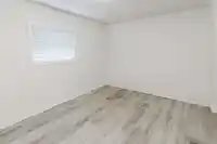 20420 LORNE AVENUE - thumbnail 15
