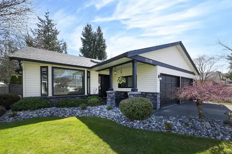 15496 93RD AVENUE - photo 2 of 39