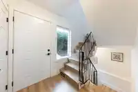 8 GLENMORE DRIVE - thumbnail 14