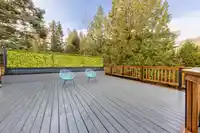 8 GLENMORE DRIVE - thumbnail 24