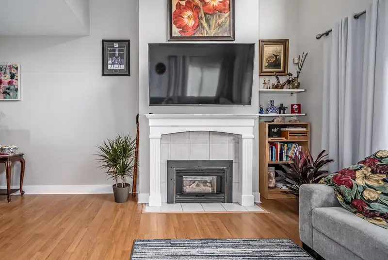 50 16325 82 AVENUE - photo 4 of 31