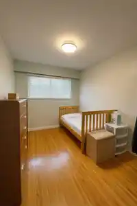 4720 PANDORA STREET - thumbnail 6