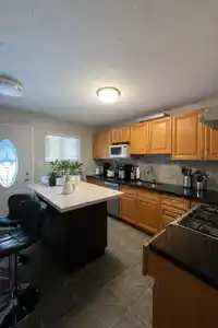 4720 PANDORA STREET - thumbnail 9