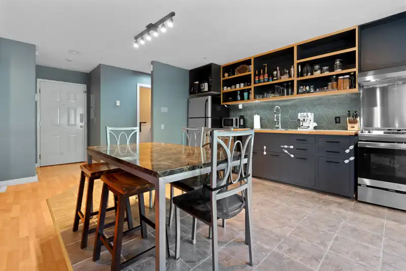 7 19991 53A AVENUE - photo 4 of 22
