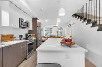 B210 20087 68 AVENUE - thumbnail 13