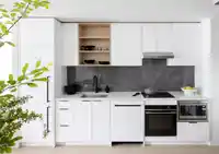 366 422 E 3RD STREET - thumbnail 2