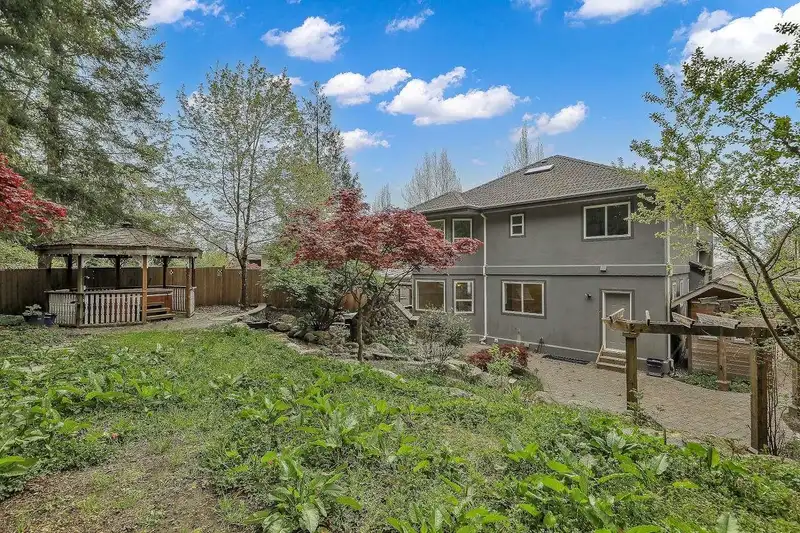 1567 TOPAZ COURT - photo 3 of 40
