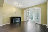 202 33485 SOUTH FRASER WAY - thumbnail 11