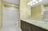 202 33485 SOUTH FRASER WAY - thumbnail 17