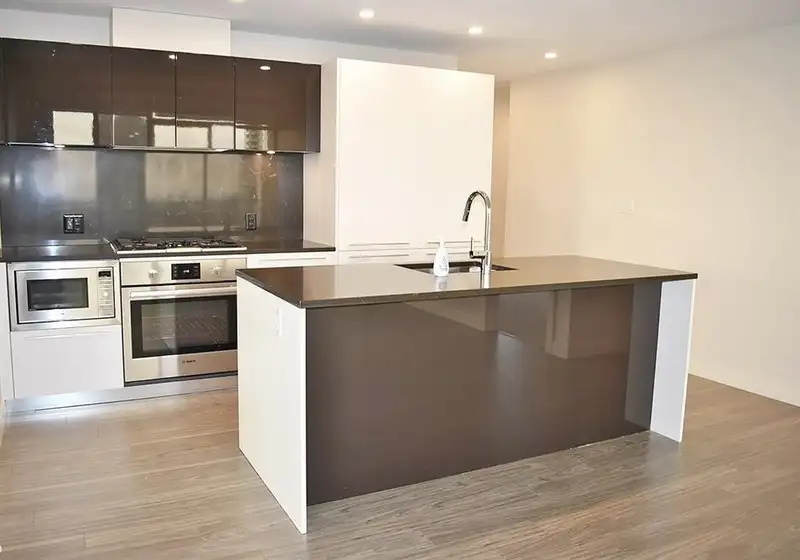 1305 6288 CASSIE AVENUE - photo 4 of 20