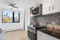 804 1330 HARWOOD STREET - thumbnail 13