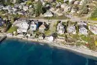 811 MARINE DRIVE - thumbnail 3