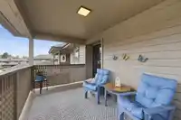 906 ROCHE POINT DRIVE - thumbnail 5