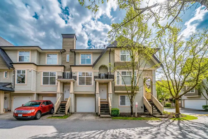 83 3711 ROBSON COURT - photo 1 of 6